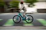 Load image into Gallery viewer, Lightweight City Electric Bike – Series 087