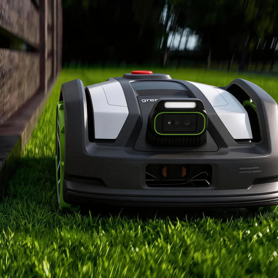 AiMowbot Wire-Free RTKVision Robotic Mower C30Z | 3/4 Acre