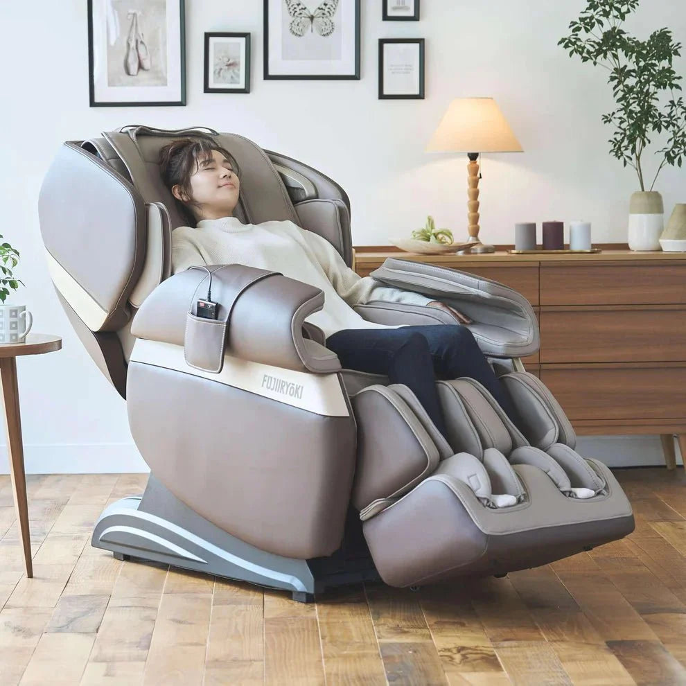 Fujiiryoki Calm Plus Flex Frame SL Track Massage Chair - FLOOR MODEL SG