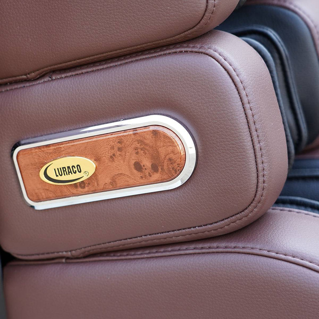 Luraco i9 Max Plus Medical Massage Chair