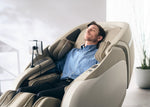 Load image into Gallery viewer, Fujiiryoki MR7500 Cyber-Relax Elite Massage Chair